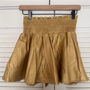 NWOT Karlie Faux Gold Leather Women's Skort